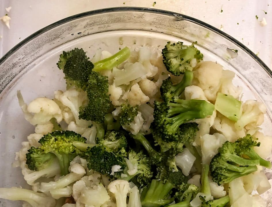 toss in bowl broccoli cauliflower casserole